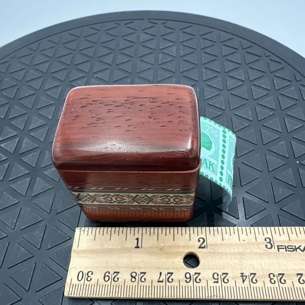 Wooden small box